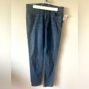 Brand new. Size 29. Joes jeans curvy skinny ankle. 27” Inseam.